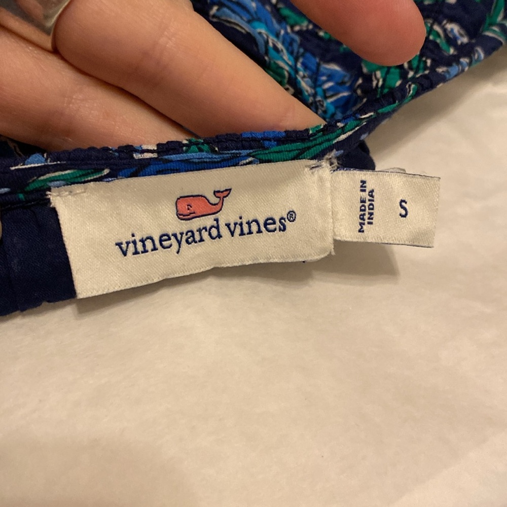 Vineyard Vines Dress - Picture 5 of 7